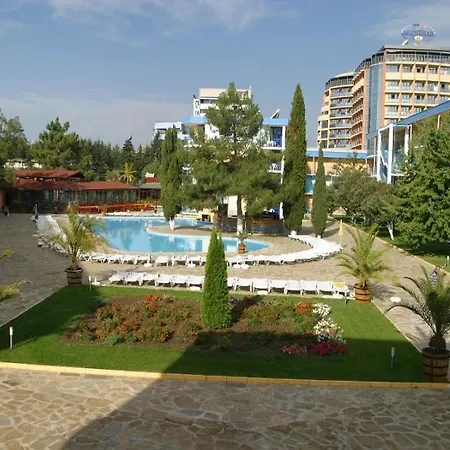 Отель Azurro 3*